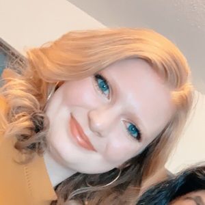 Meet your Posher, Mikaela
